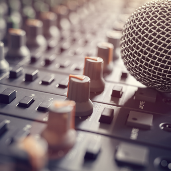 Acclaro | Top 10 Tips for Voiceover Translation