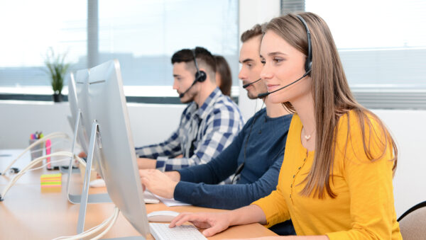 IT help desks & language barriers: how to empower your agents (and improve customer service)
